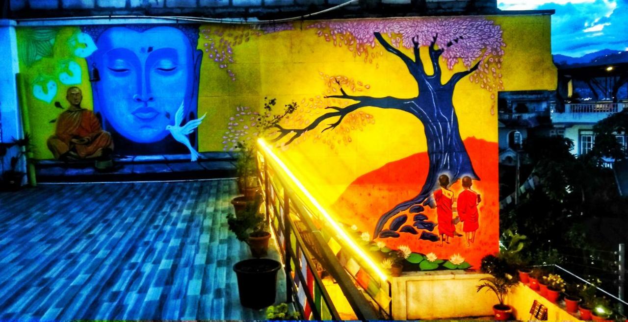 Big Tree Hostel Katmandu Zewnętrze zdjęcie